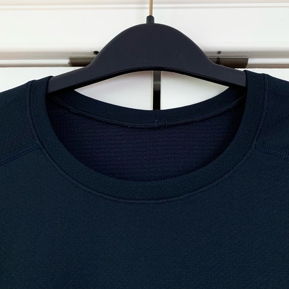 Lululemon Shirt Metal Vent Tech Long Sleeve Athletic Base Layer Running Large - Picture 3 of 9